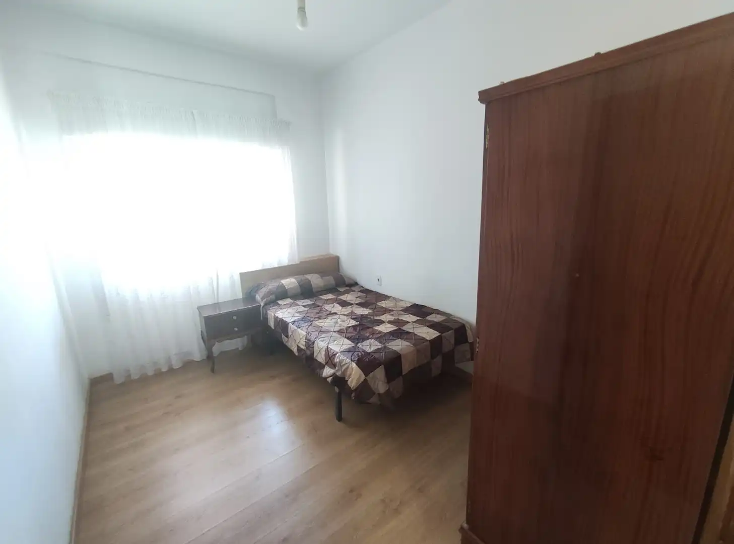 Schlafzimmer von Wohnung zur Miete in Ourense Capital  mit Heizung, Möbliert und Ofen