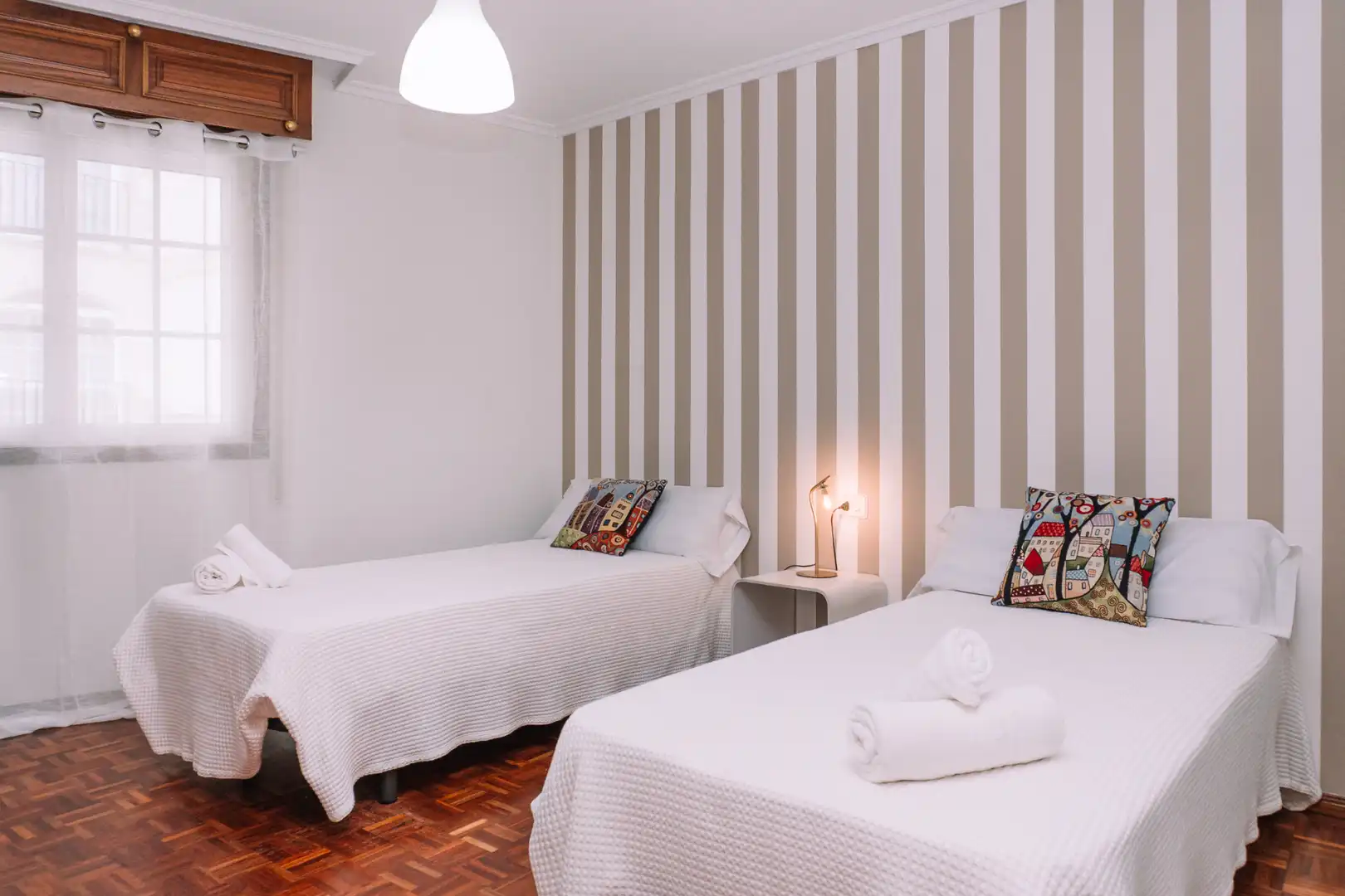 Bedroom of Flat for rent in Vigo   with Heating, Parquet flooring and Terrace