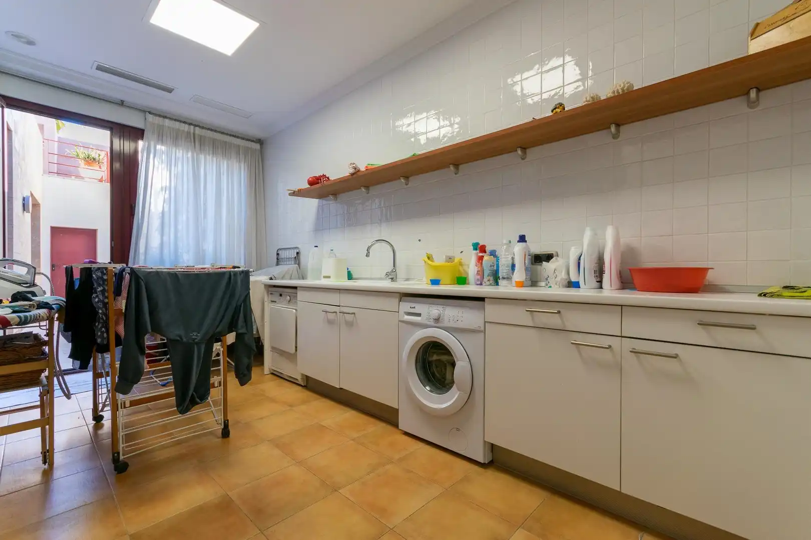 Cocina de Casa o chalet en venta en Alicante / Alacant con Aire acondicionado, Calefacción y Jardín privado
