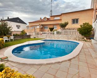 Swimming pool of House or chalet for sale in Viladecavalls  with Air Conditioner, Heating and Private garden