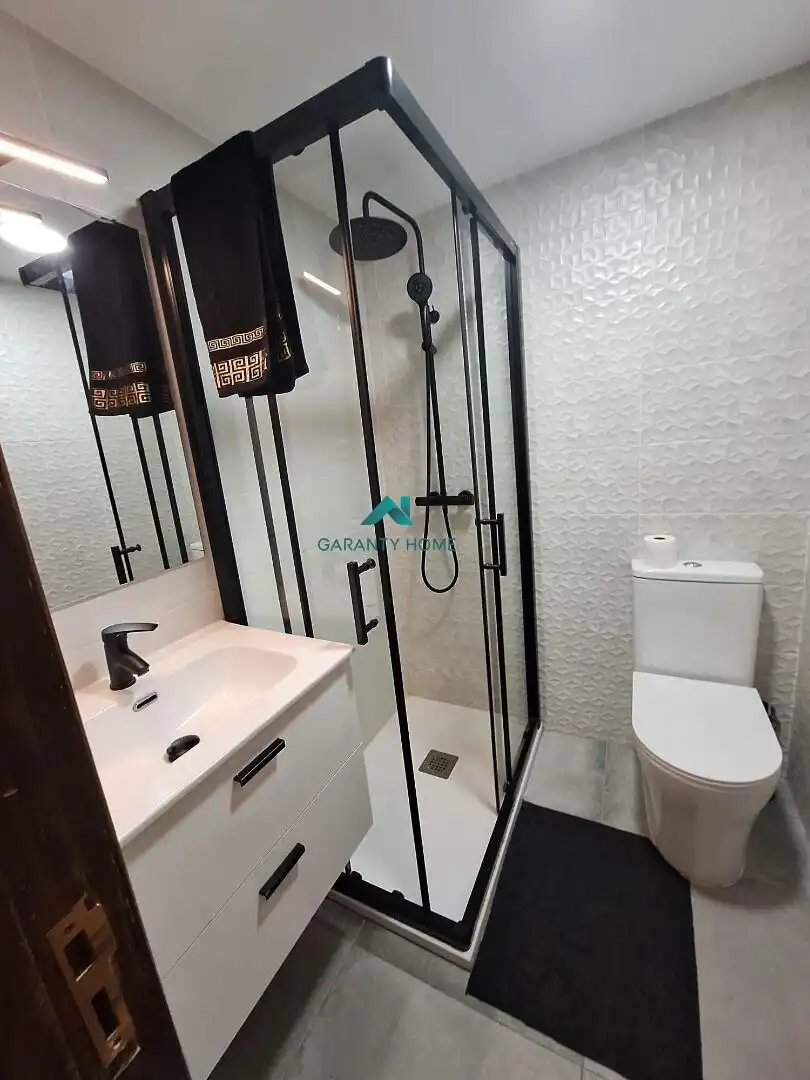 Badezimmer von Wohnung zur Miete in Alcorcón