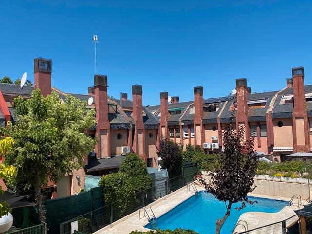 Casa adosada en Venta en Los Llanos - Valle Pardo