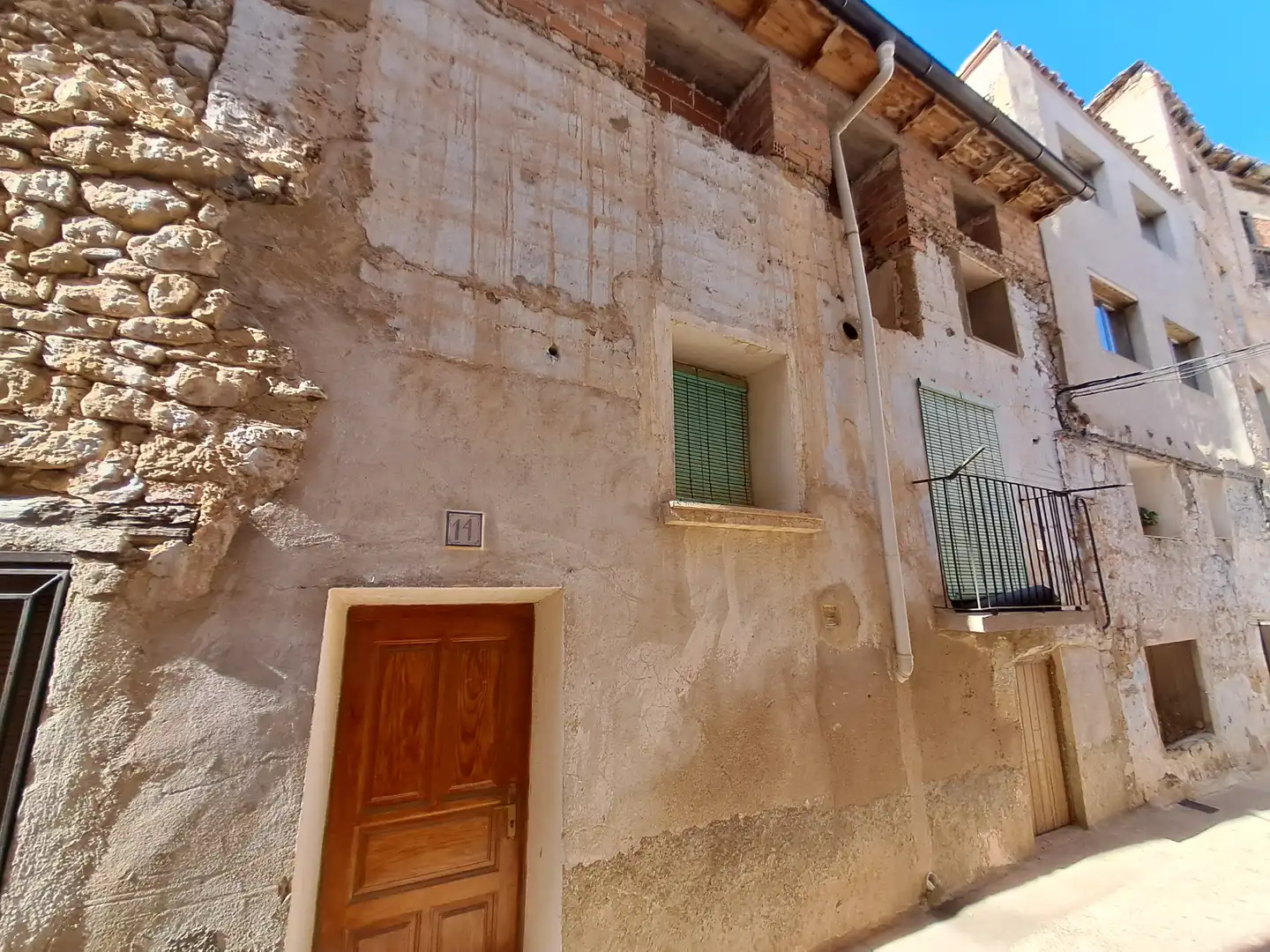 Vista exterior de Casa adosada en venta en Fuentespalda con Amueblado, Horno y Microondas