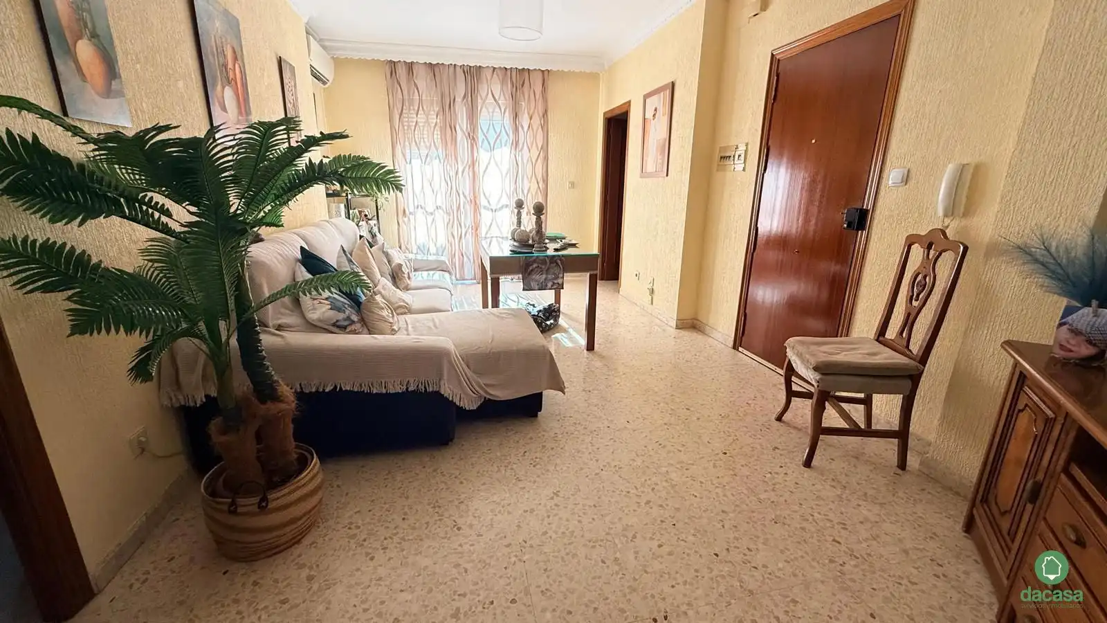 Sala de estar de Piso en venta en Trigueros con Aire acondicionado, Terraza y Amueblado