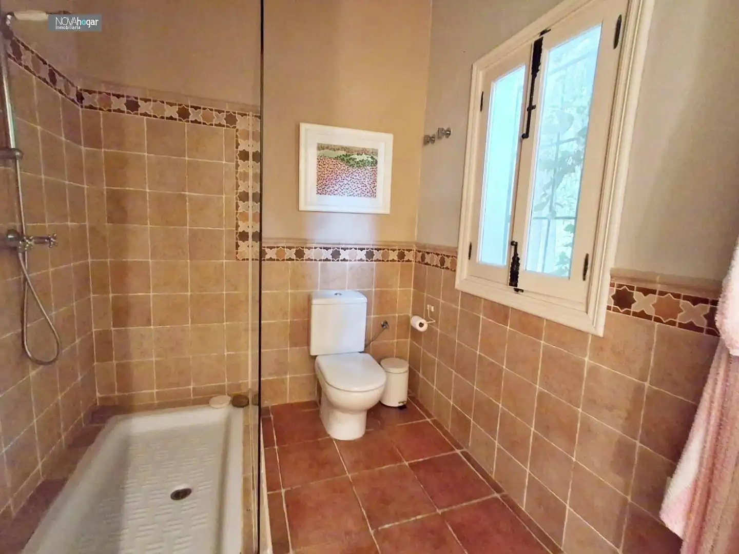 Bany de Finca rústica en venda en Málaga amb Aire condicionat, Calefacció i Jardí privat