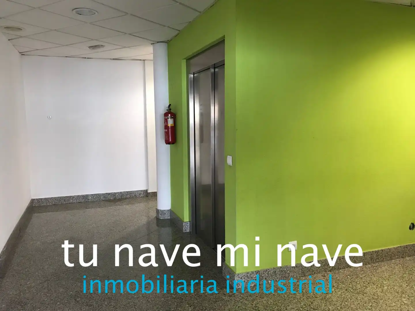 Büro zum Verkauf in Camargo mit Klimaanlage