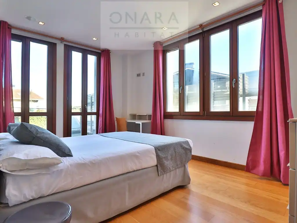 Bedroom of Duplexes for sale in Hondarribia