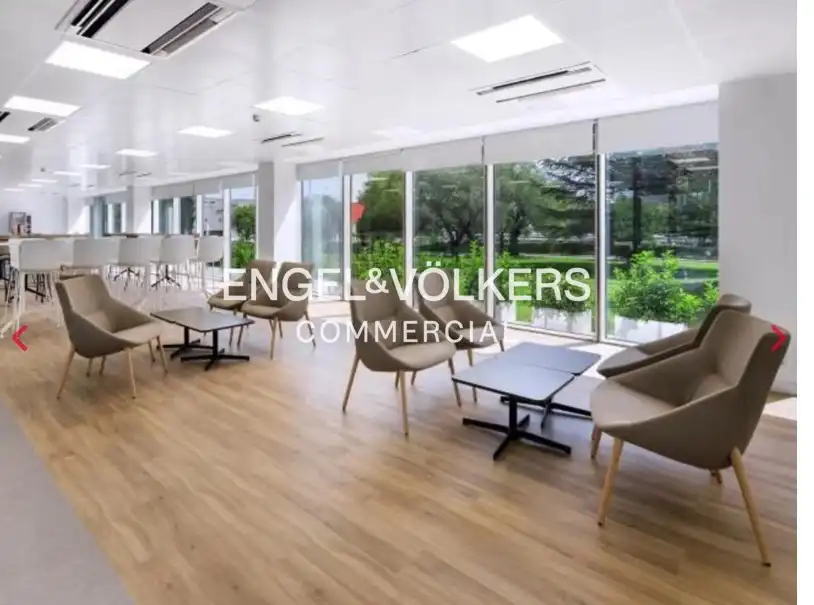 Oficina de lloguer a Centre - Eixample – Can Llobet, imagen 4