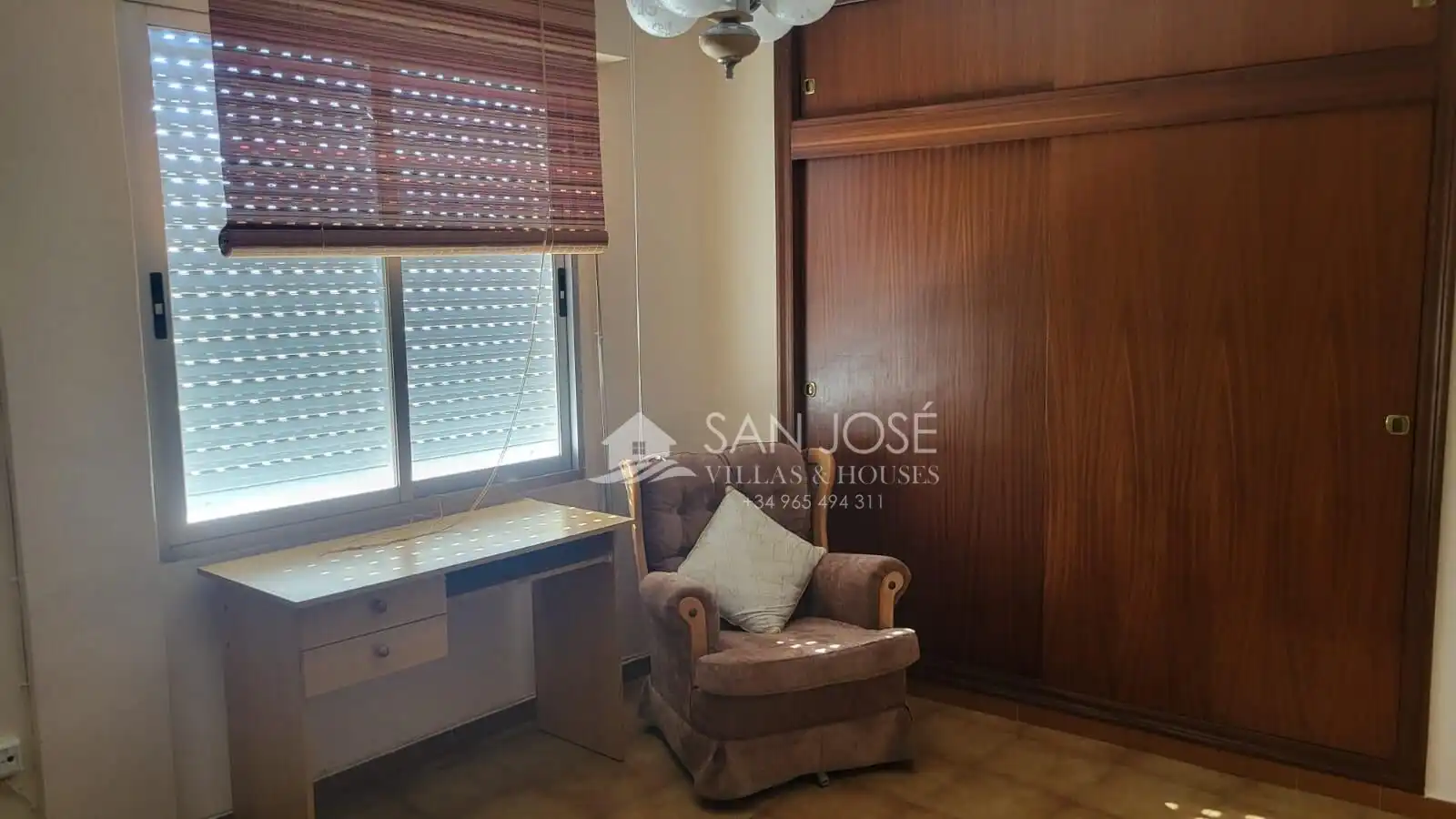 Habitación de Piso de alquiler en El Verger con Aire acondicionado, Amueblado y Balcón