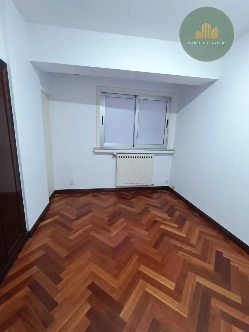 Ufficio con ascensore in affitto a Centro - Juan Flórez - Plaza Pontevedra, imagen 3
