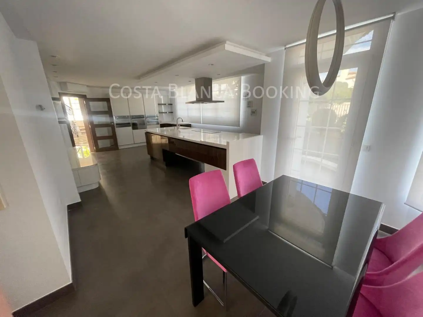 Chalet con terraza en venta en Pueblo - Urbanizaciones, imagen 7