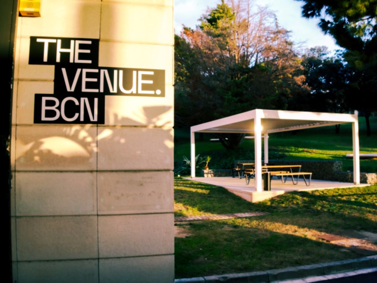 Vista exterior de Oficina de lloguer en  Barcelona Capital amb Aire condicionat, Calefacció i Terrassa