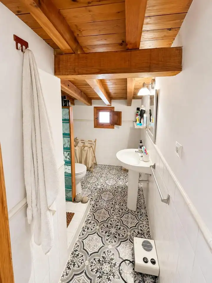 Bathroom of Houses for sale in Plasencia  with Air Conditioner