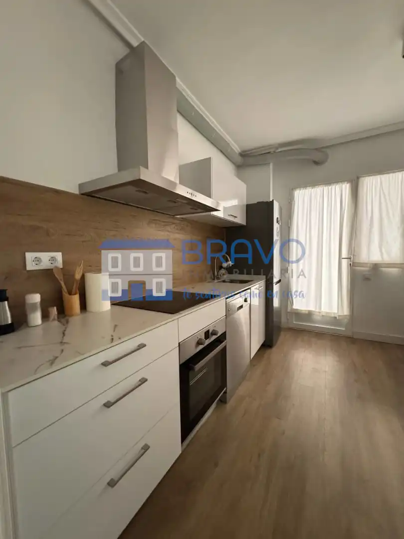 Cuina de Pis en venda en Don Benito amb Aire condicionat, Terrassa i Moblat
