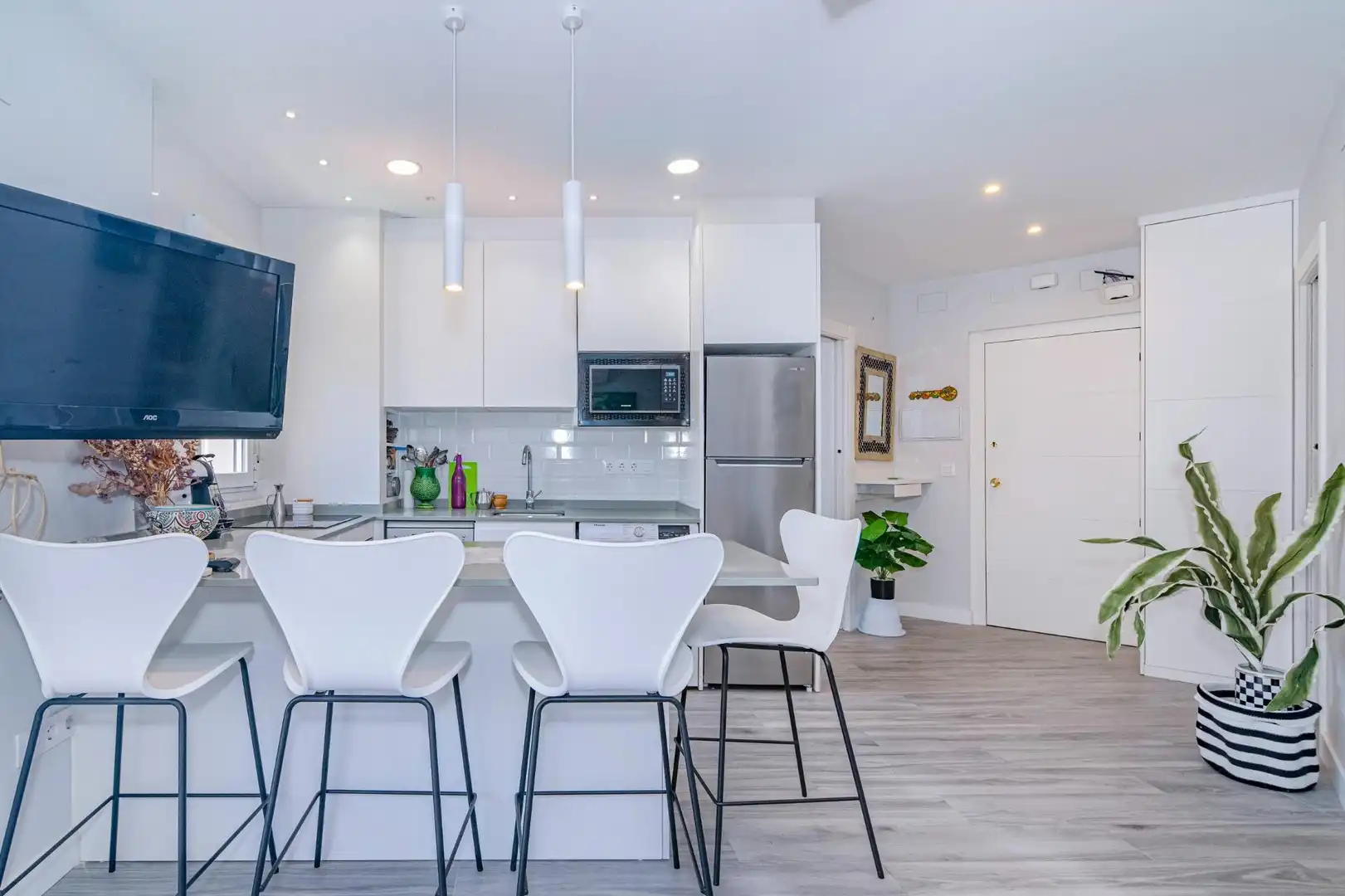 Apartamento con piscina en venta en Paseo REINA SOFIA 3, imagen 14