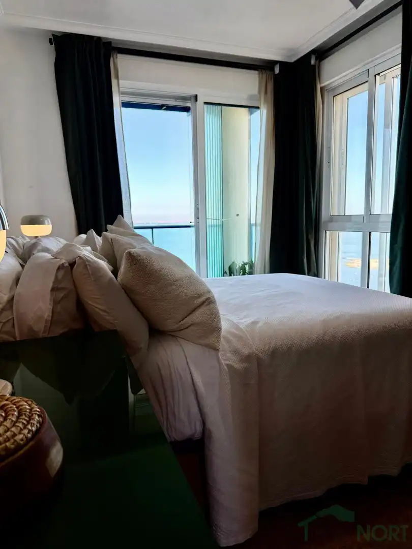 Schlafzimmer von Dachboden zum Verkauf in La Manga del Mar Menor mit Terrasse, Möbliert und Gemeinschaftspool
