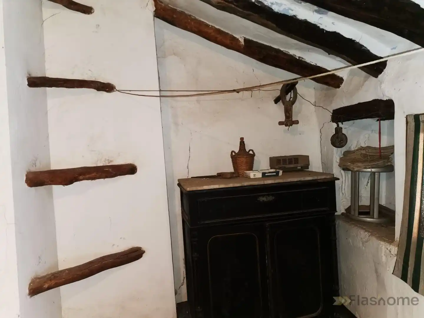 Kitchen of Houses for sale in Chelva, Valencia