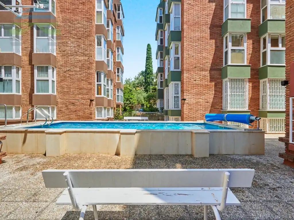 Swimming pool of Flat for sale in Barcelona  with Balcony