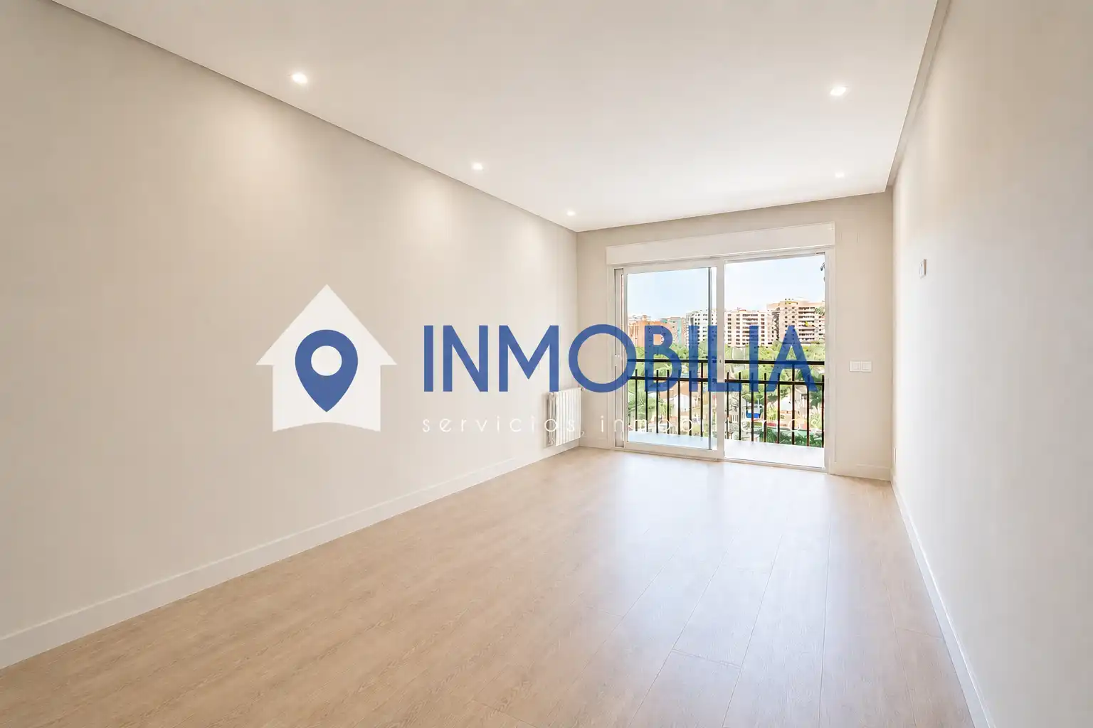 Bedroom of Flat for sale in Madrid  with Air Conditioner, Heating and Terrace