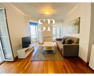 Living room of Flat to rent in  Barcelona Capital  with Parquet flooring, Terrace and Furnished