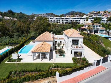 Xalet amb piscina en venda a Urbanizacion N Andalucia 5H