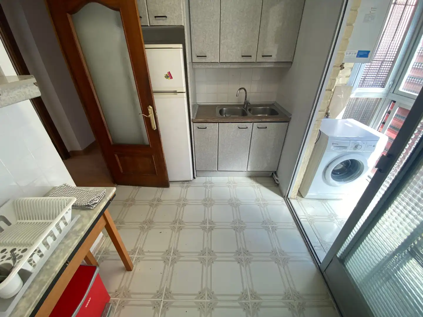 Room in Calle Pedroches, 7, Entrevías
