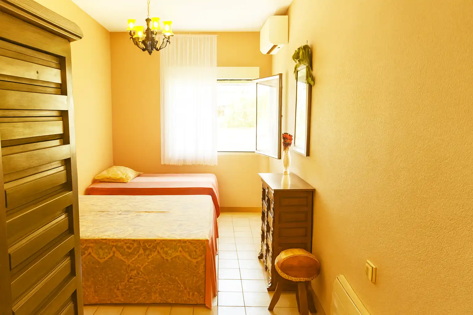Piso en venta en CALLE NAVAREJOS, Sónsoles