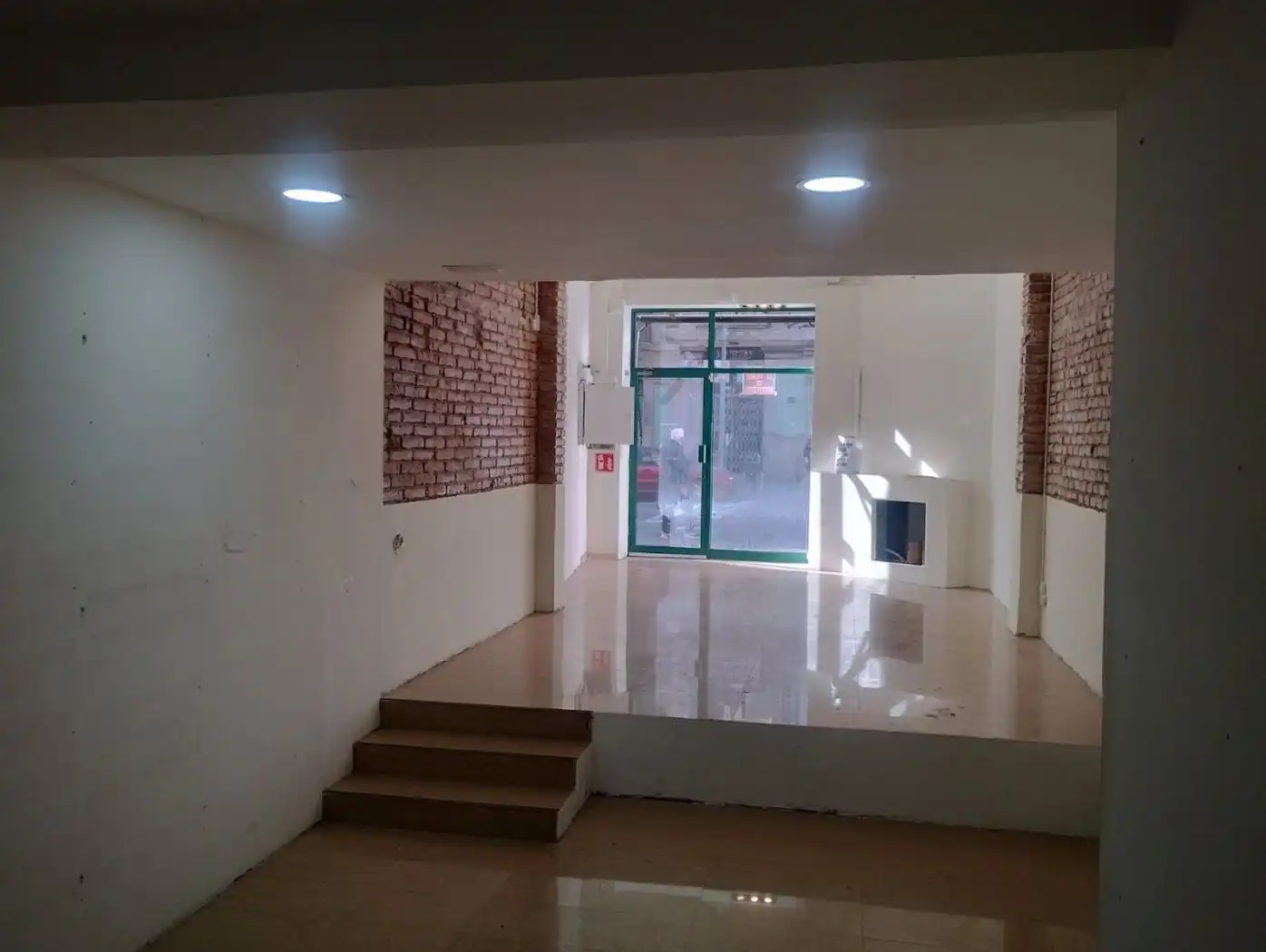 Business premises for sale in Eixample, imagen 12