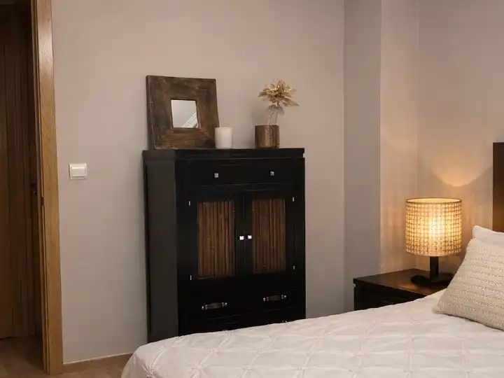 Habitación de Piso en venta en  Sevilla Capital con Aire acondicionado, Terraza y Balcón