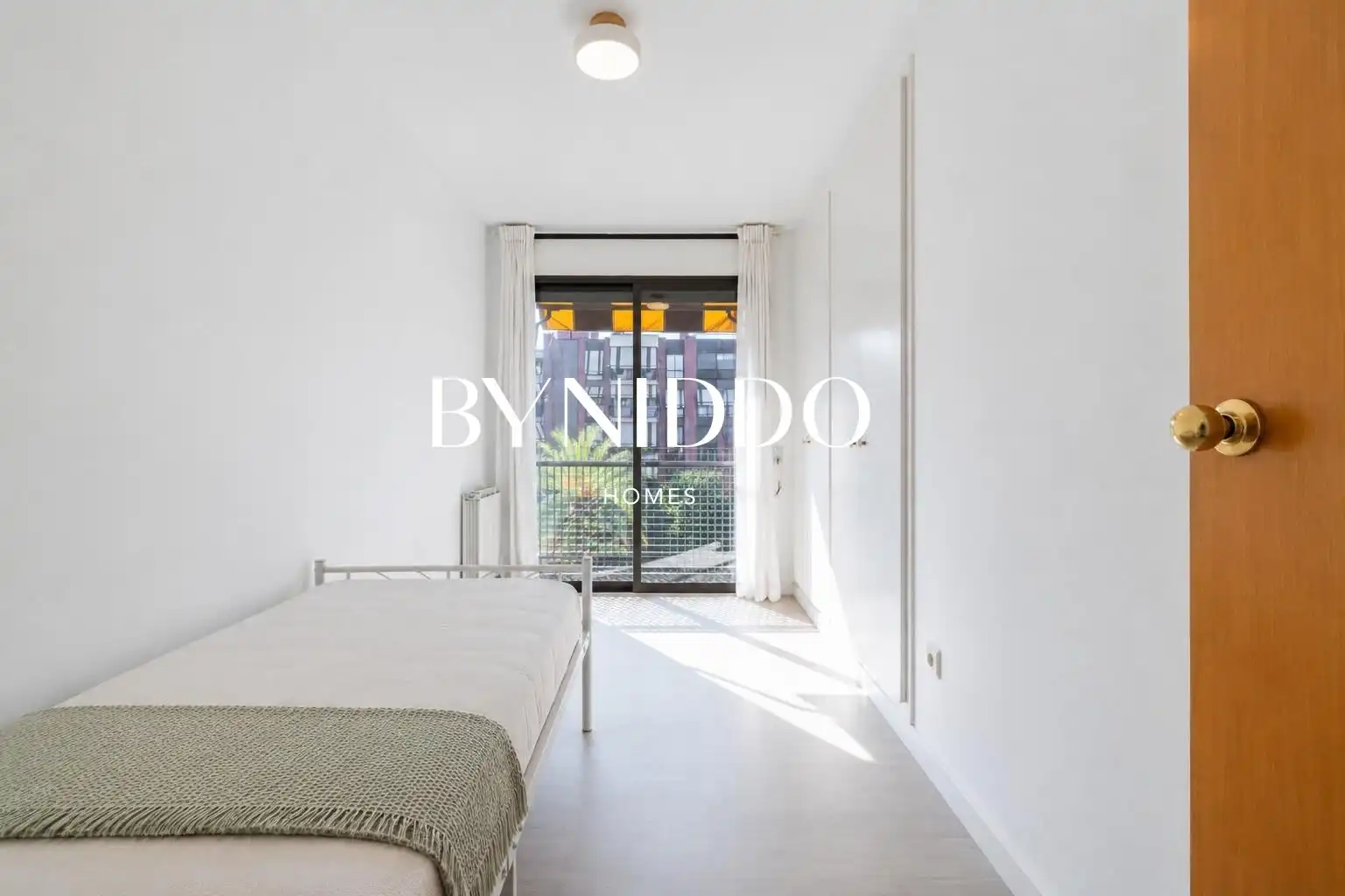 Habitación de Ático en venta en Sant Cugat del Vallès con Aire acondicionado, Calefacción y Parquet