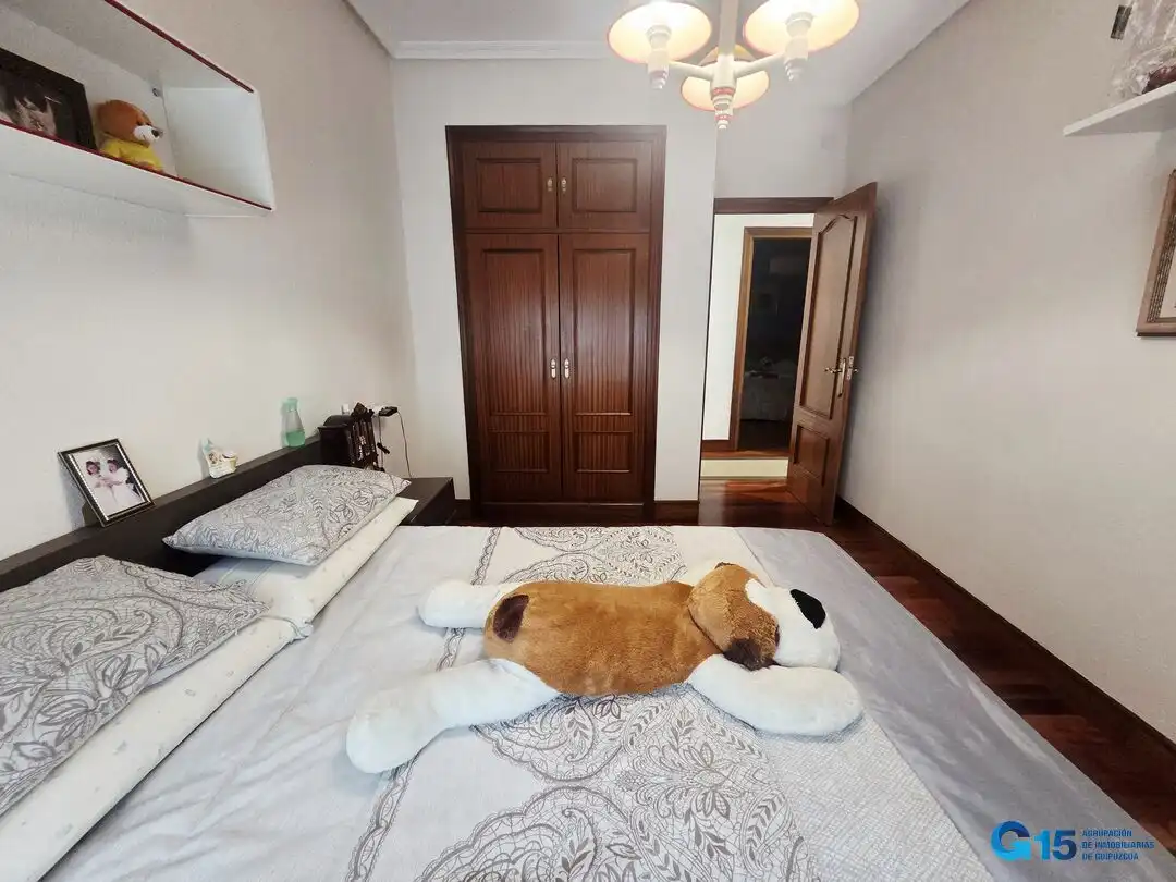 Habitación de Piso en venta en Errenteria con Calefacción, Terraza y Amueblado