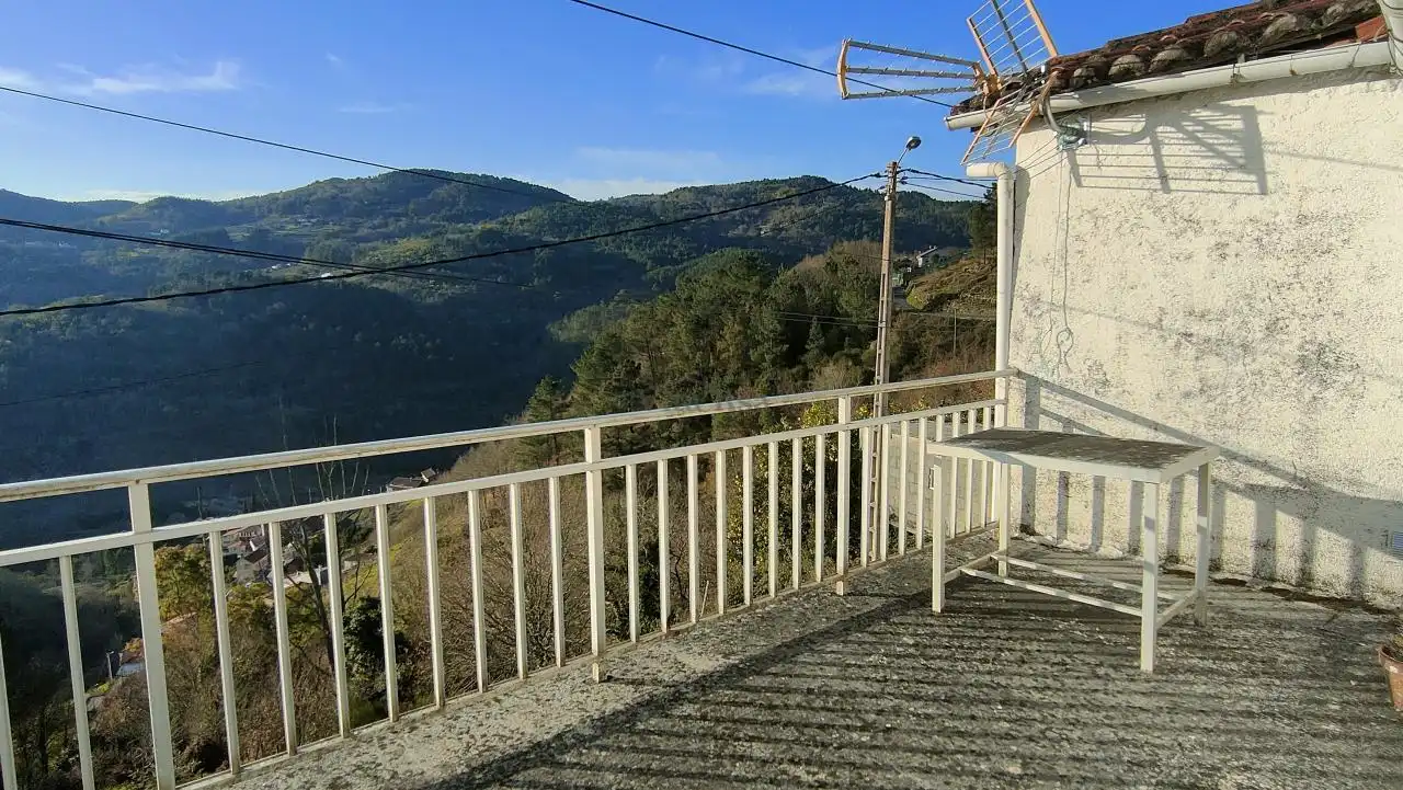 Casa rústica amb terrassa en venda a RAMUIN, imagen 4