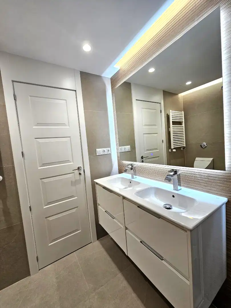 Baño de Piso en venta en Madrid con Aire acondicionado, Calefacción y Parquet