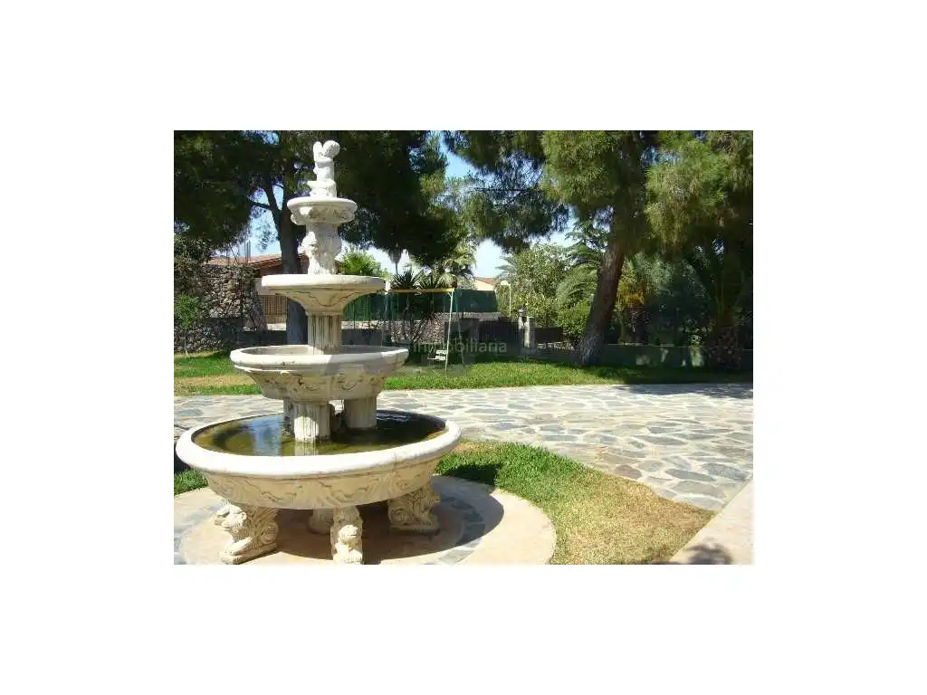 Jardí de Casa o xalet en venda en Carlet amb Aire condicionat, Calefacció i Jardí privat