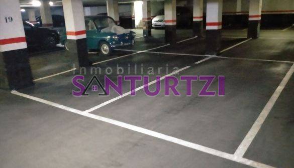 Garaje en Venta en Polígono Rojo - Aldapa