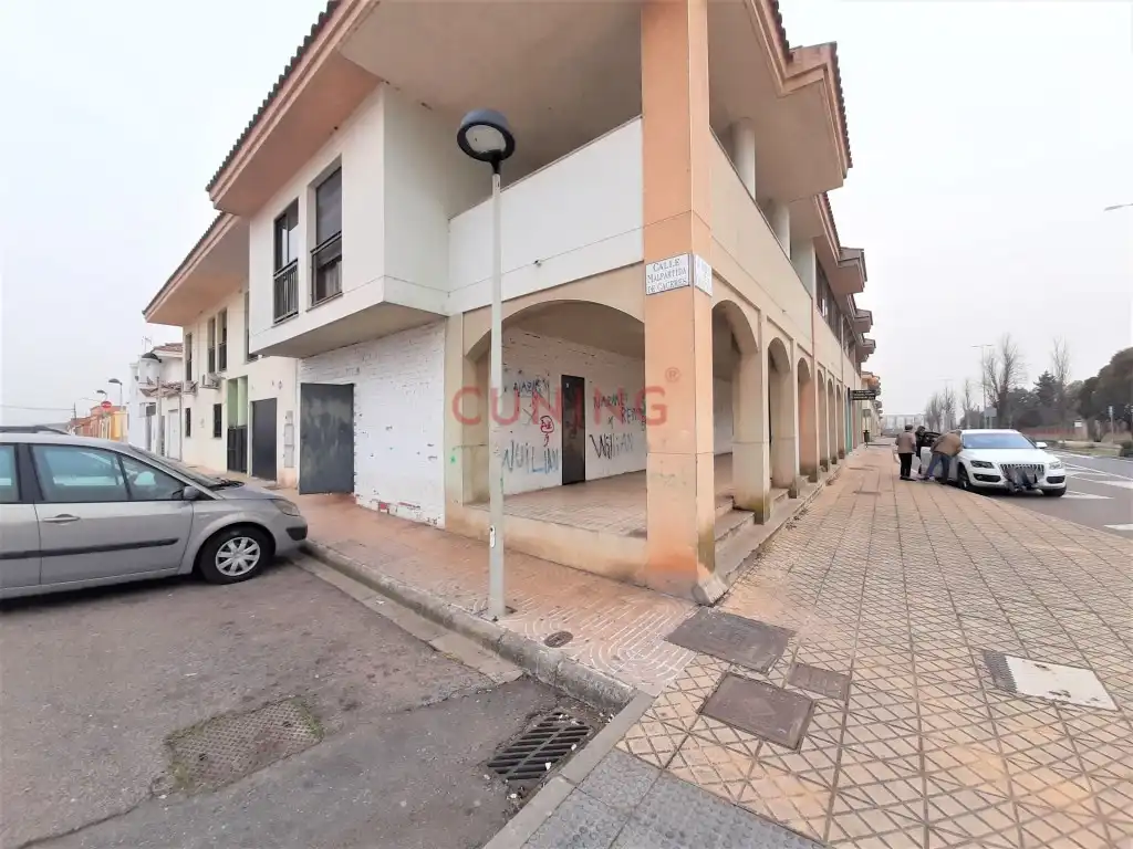 Business premises for sale in La Cañada - Aldea Moret