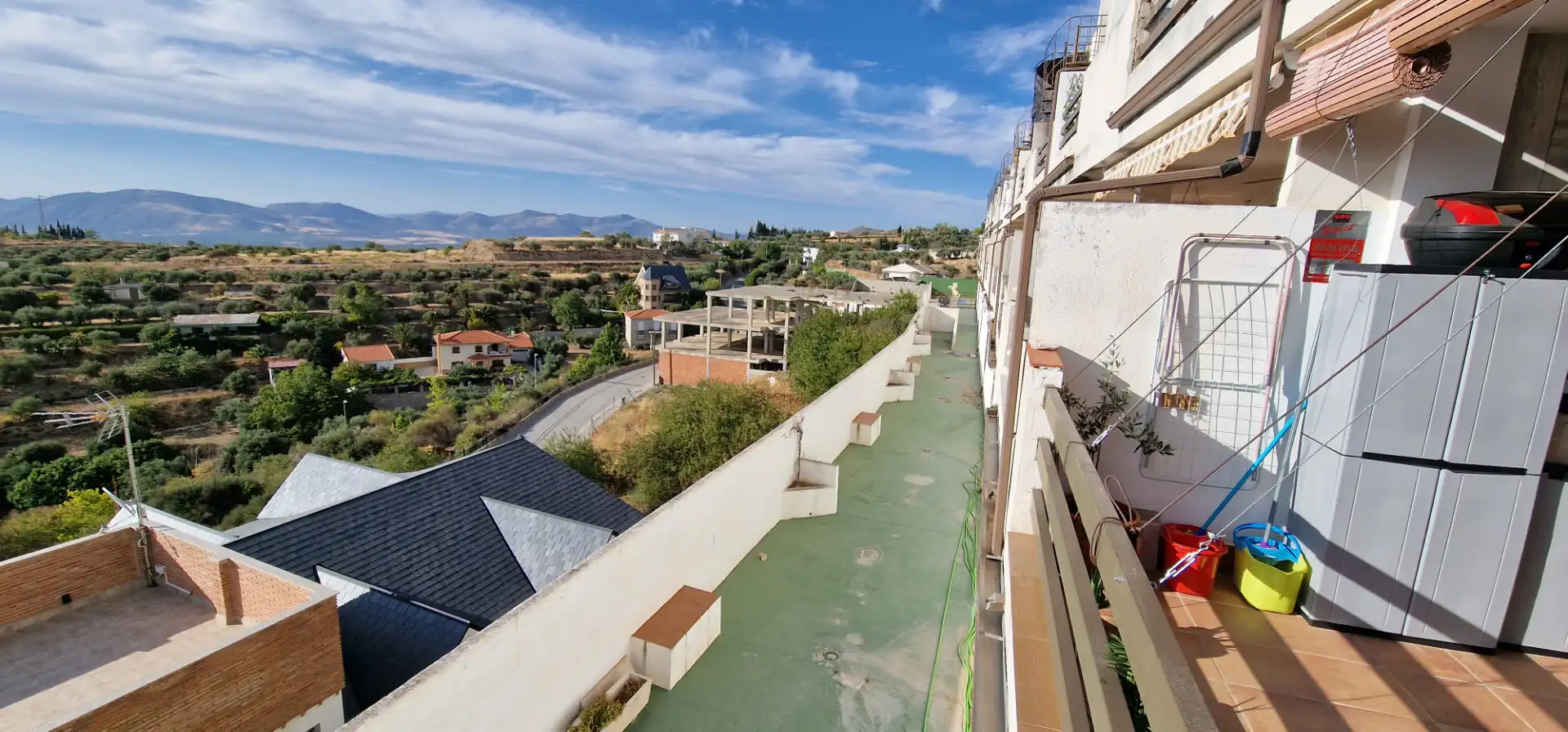 Vista exterior de Apartamento en venta en Cogollos de la Vega con Aire acondicionado, Terraza y Amueblado