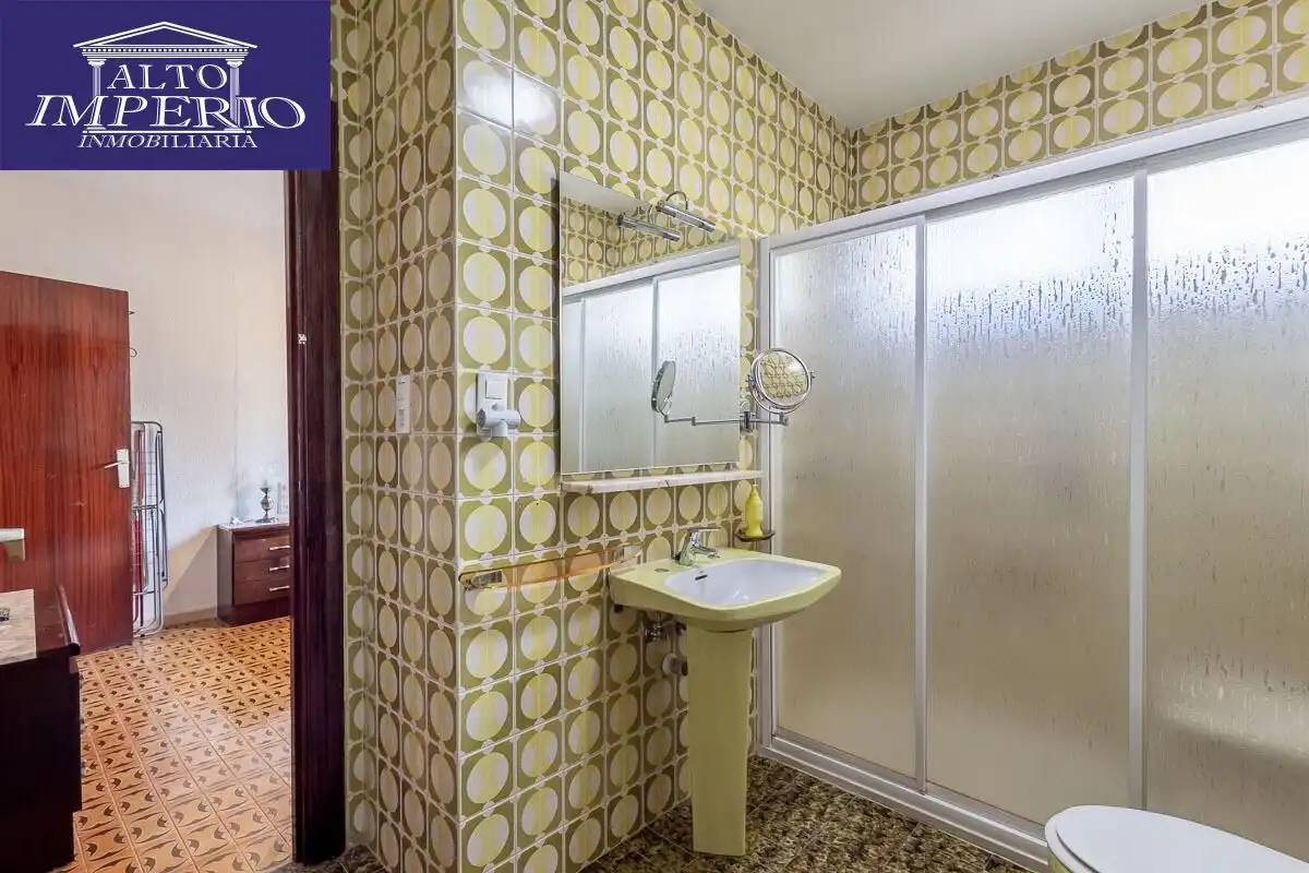 Casa con terrazza in vendita a Avenida HUETOR VEGA, imagen 17