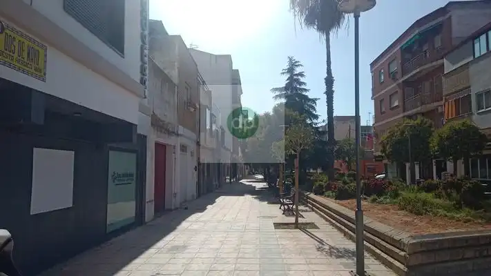 Vista exterior de Casa adosada en venda en Badajoz