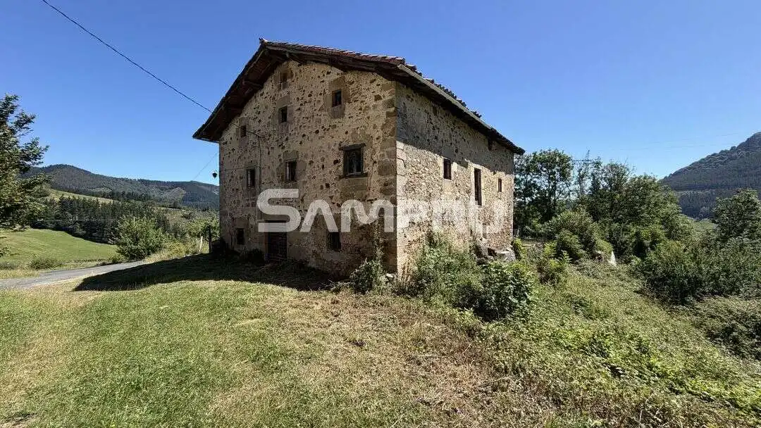 Casa rústica en venda a Eskoriatza