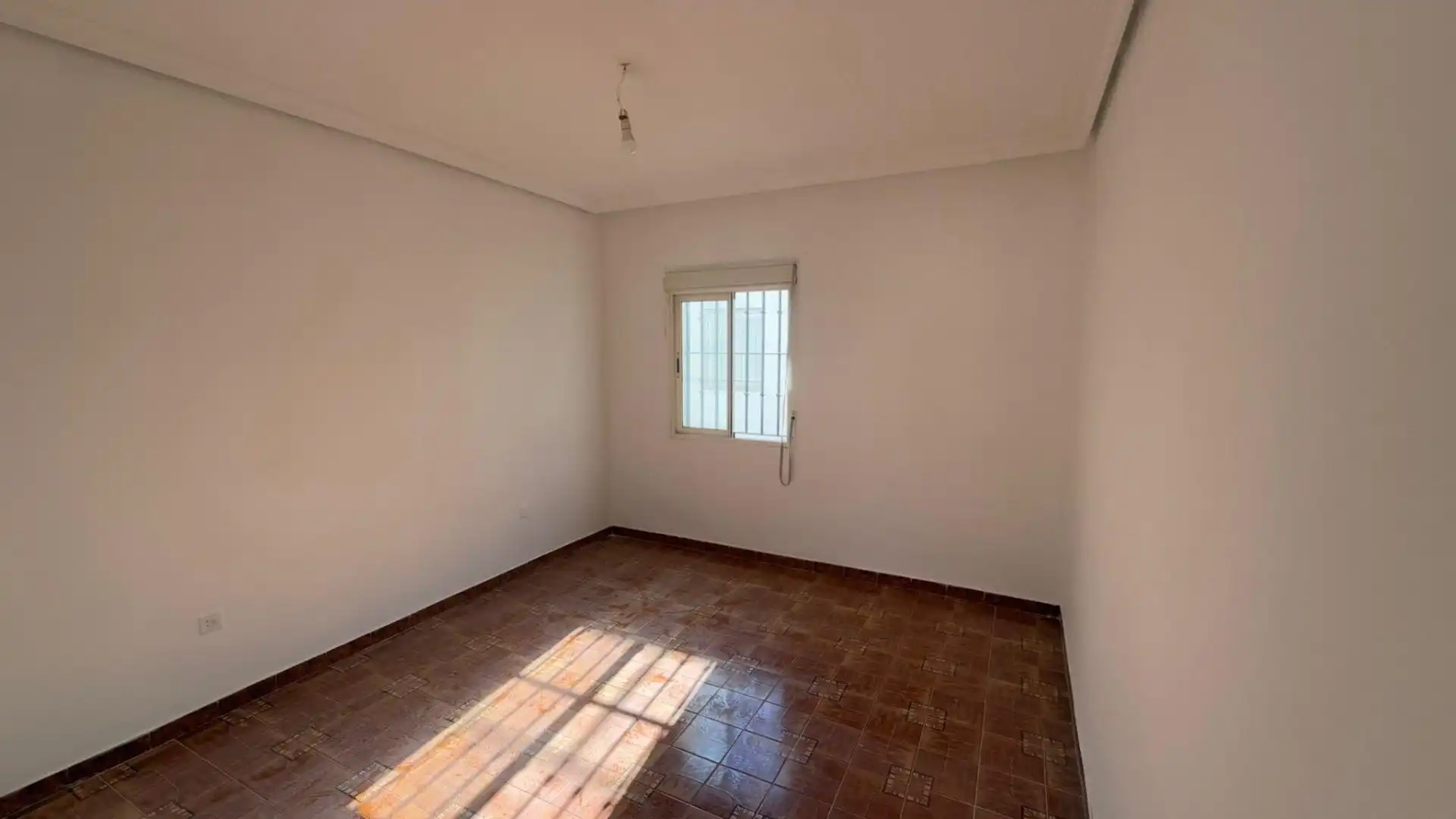 Habitación de Piso en venta en Sevilla con Aire acondicionado y Terraza