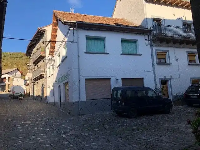 Vista exterior de Casa adosada en venta en Ansó con Terraza
