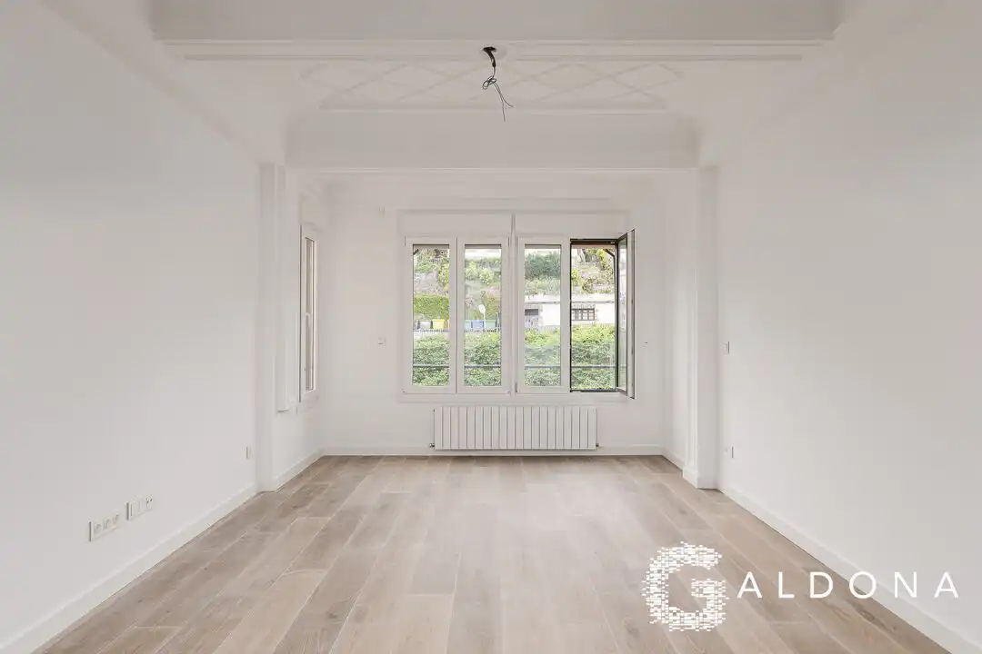 Living room of Flat for sale in Donostia - San Sebastián   with Heating