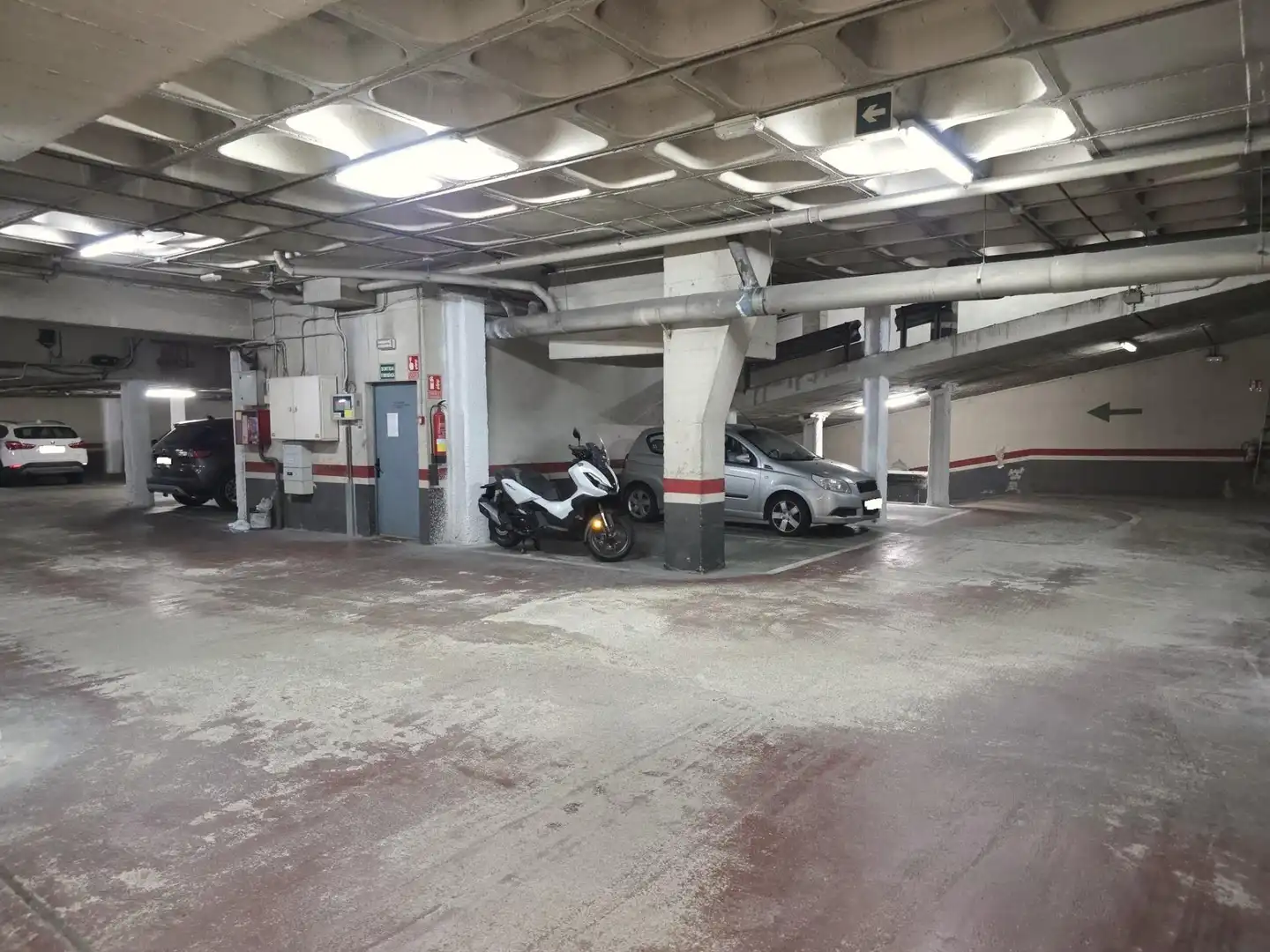 Parkplatz von Garage zur Miete in Barcelona