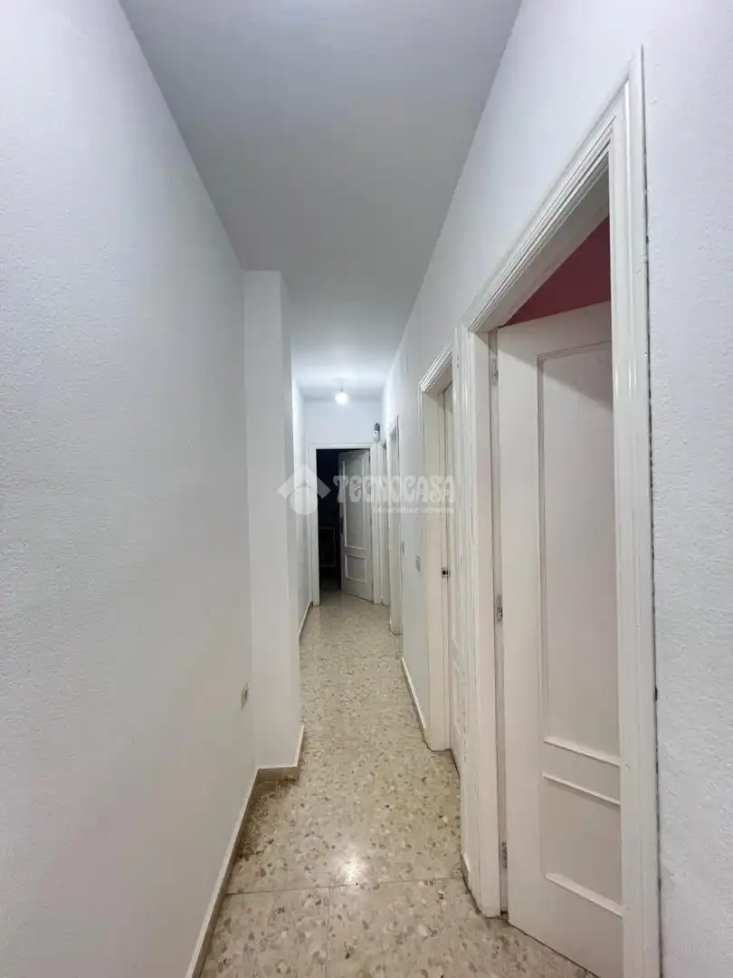 Wohnung zum Verkauf in Alhaurín El Grande mit Balkon