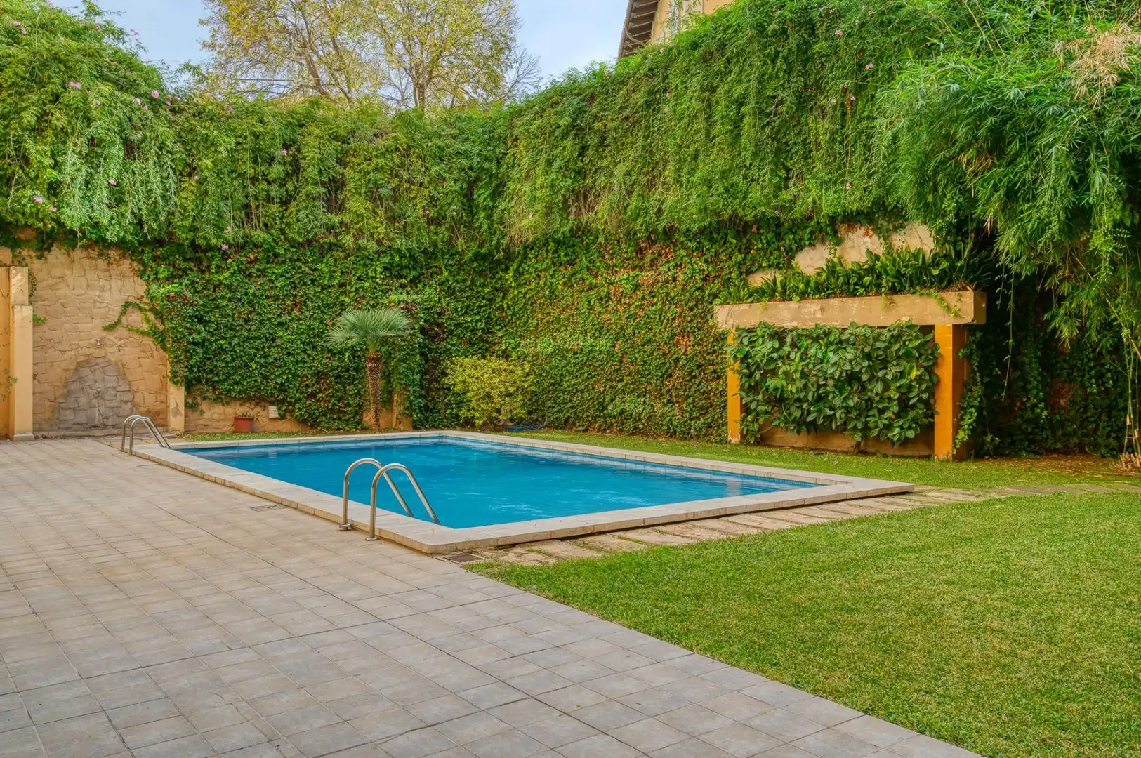 Piscina de Dúplex en venta en  Palma de Mallorca con Aire acondicionado, Calefacción y Jardín privado