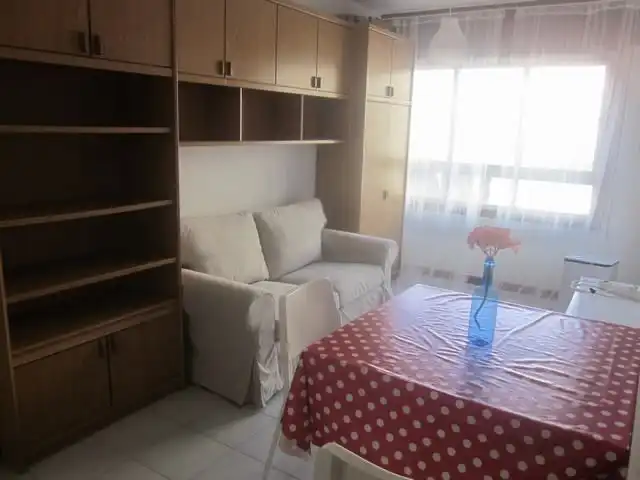 Sala d'estar de Apartament de lloguer en Santiago de Compostela  amb Moblat