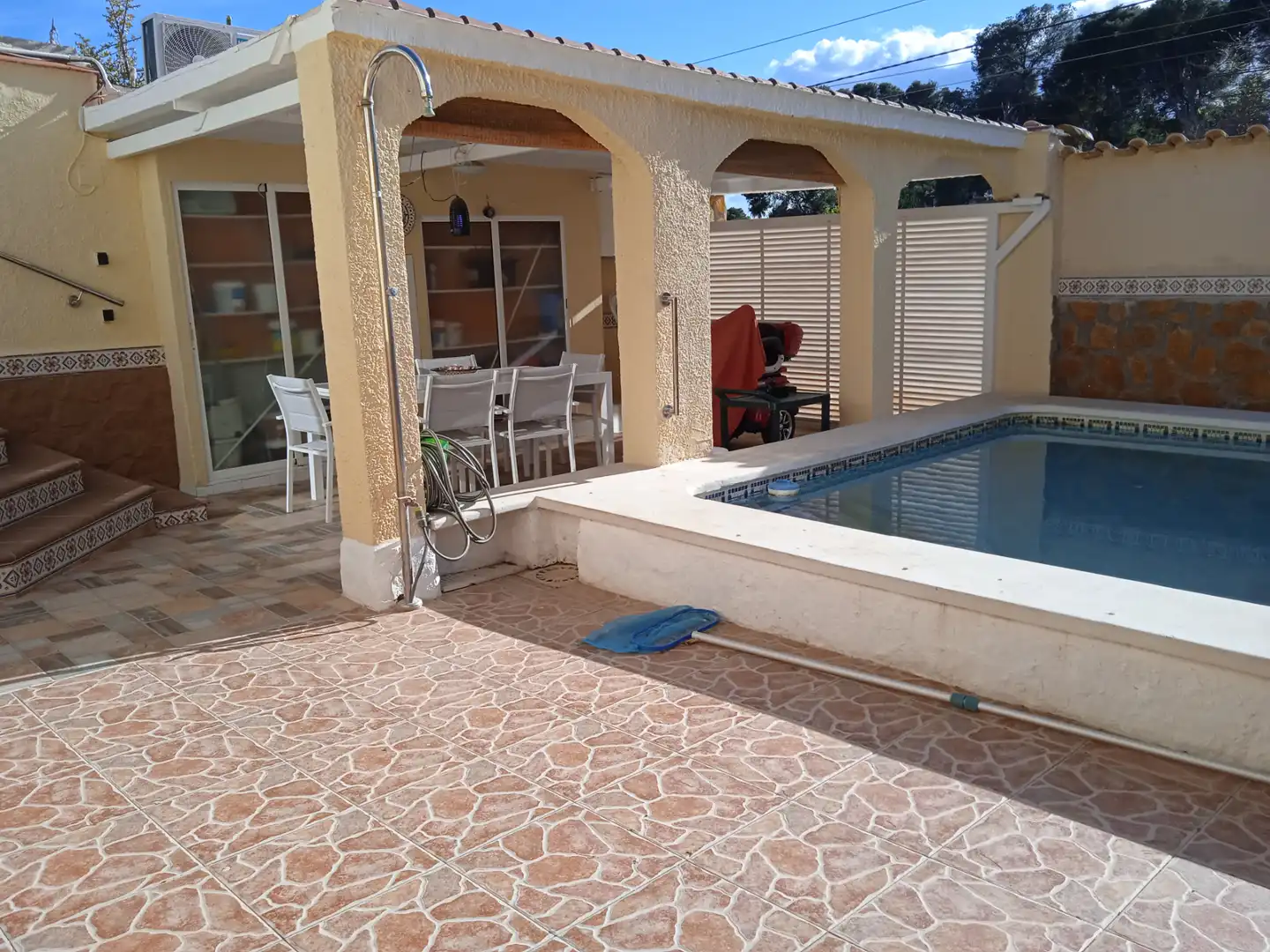 Swimming pool of Detached homes for sale in L'Eliana  with Air Conditioner, Heating and Private garden