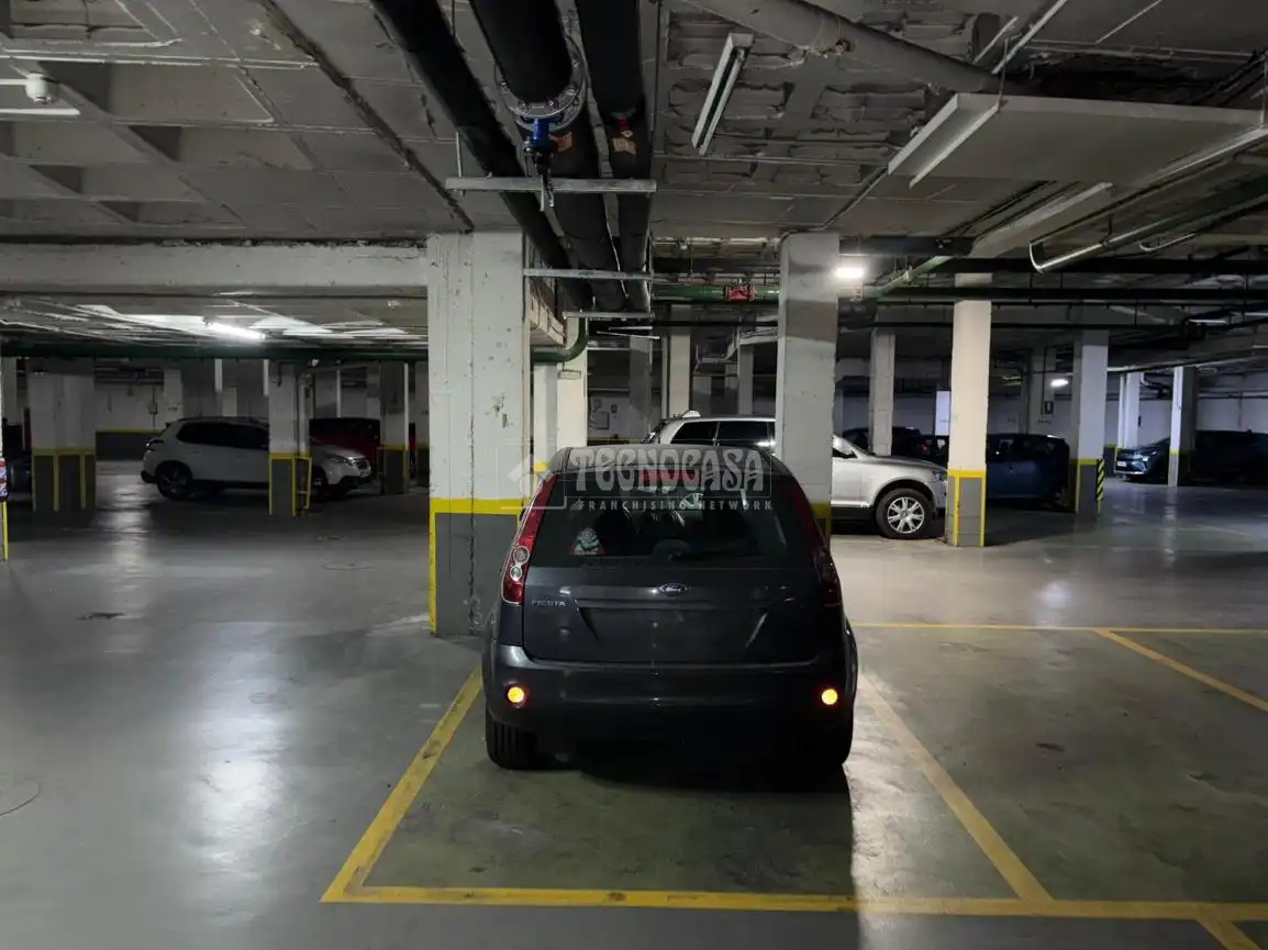 Parkplatz von Garage zum Verkauf in Madrid