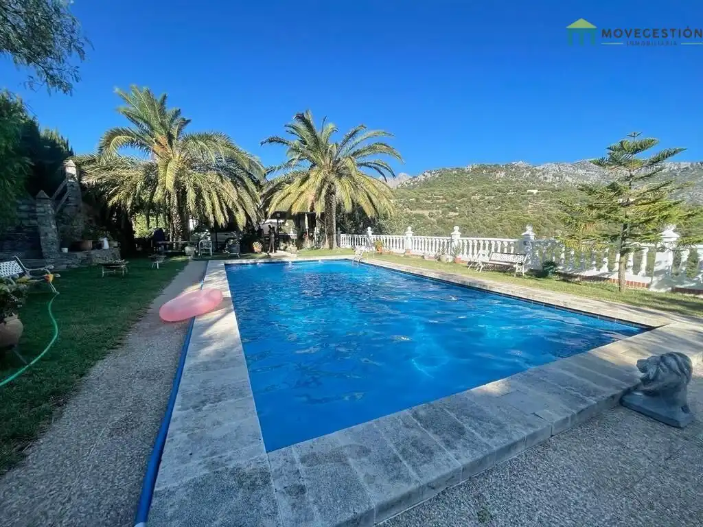Piscina de Finca rústica en venta en Benaocaz con Jardín privado, Terraza y Trastero